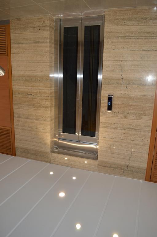 אחמדאבאד Hotel Ashray Inn מראה חיצוני תמונה